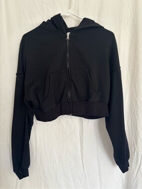 H&M Full Zip Cropped Black Hoodie